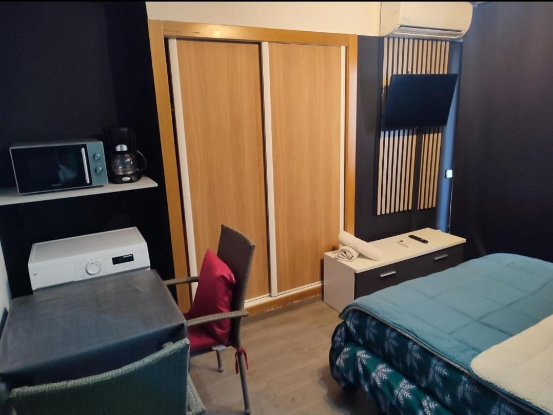 Apartamento Segunda Linea De La Playa Capellan Салоу Экстерьер фото